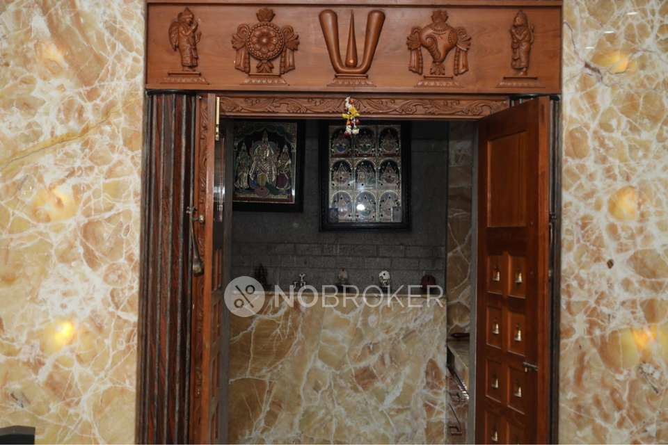 4+ BHK House For Sale  In Akkarai, Injambakkam