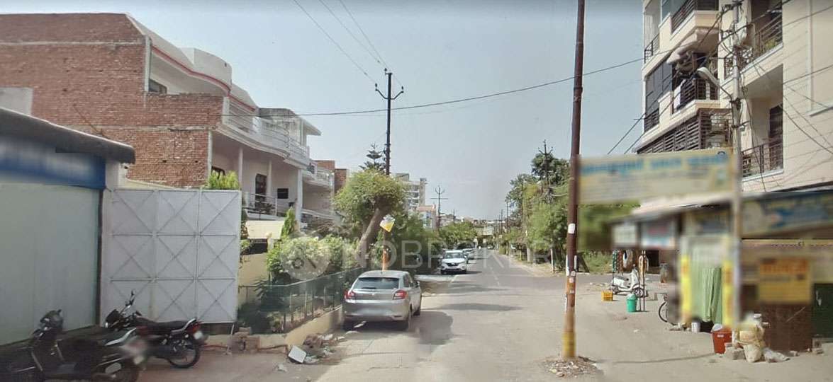 Shop in Chancellor Club By S K Enterprises, Ghaziabad for sale 
