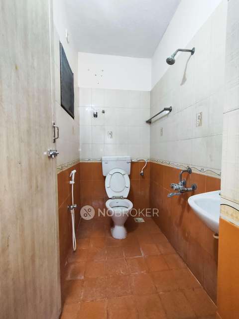 2 BHK Flat In Nabin Homes For Sale  In Vengaivasal