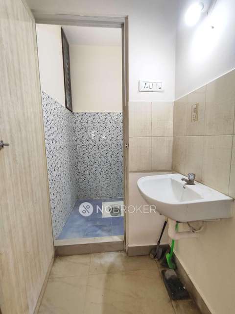 2 BHK Flat In Nabin Homes For Sale  In Vengaivasal