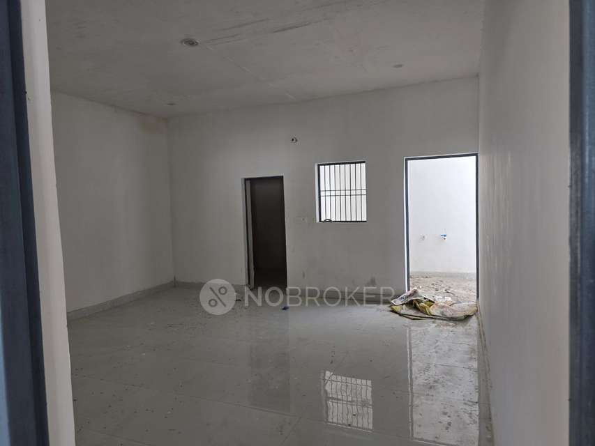 Godown/Warehouse in Roza Yakubpur, Greater Noida for Rent 