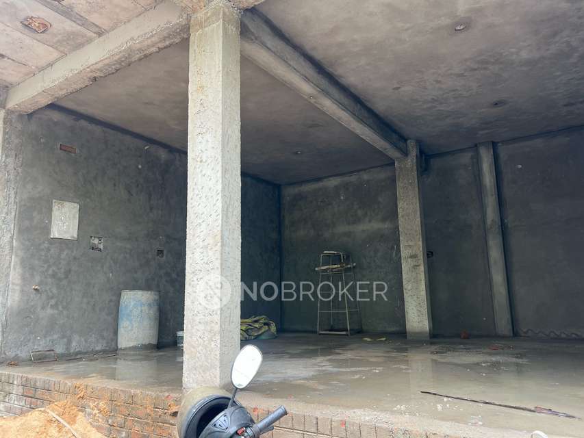 Shop in Sridevi Karumariamman Nagar, Chennai for Rent 