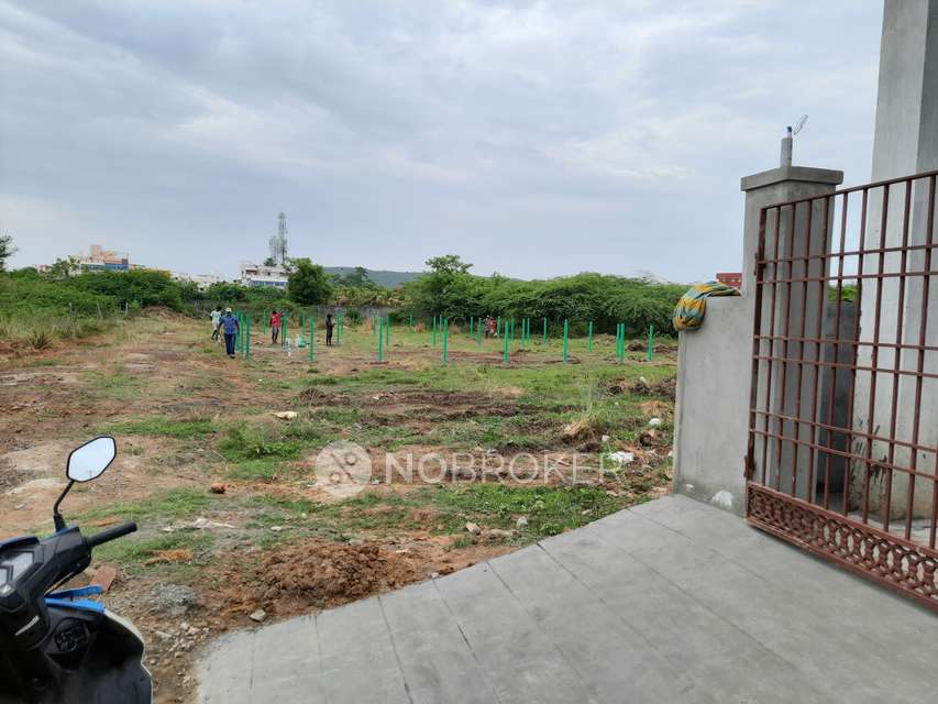 Plot For Sale  In Krishna Nagar In Nandheeshwarar Nagar