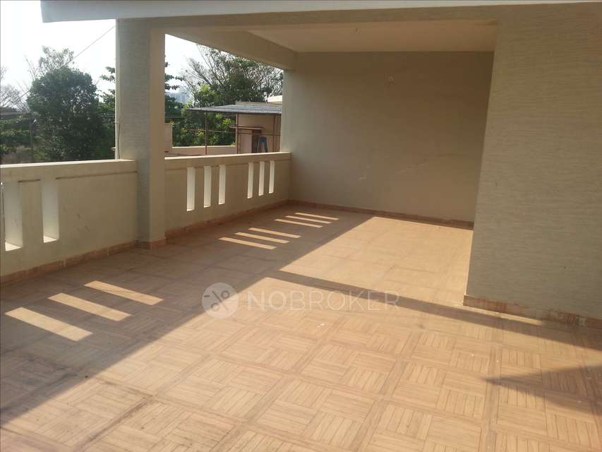 4+ BHK House For Sale  In Doddakammanahalli