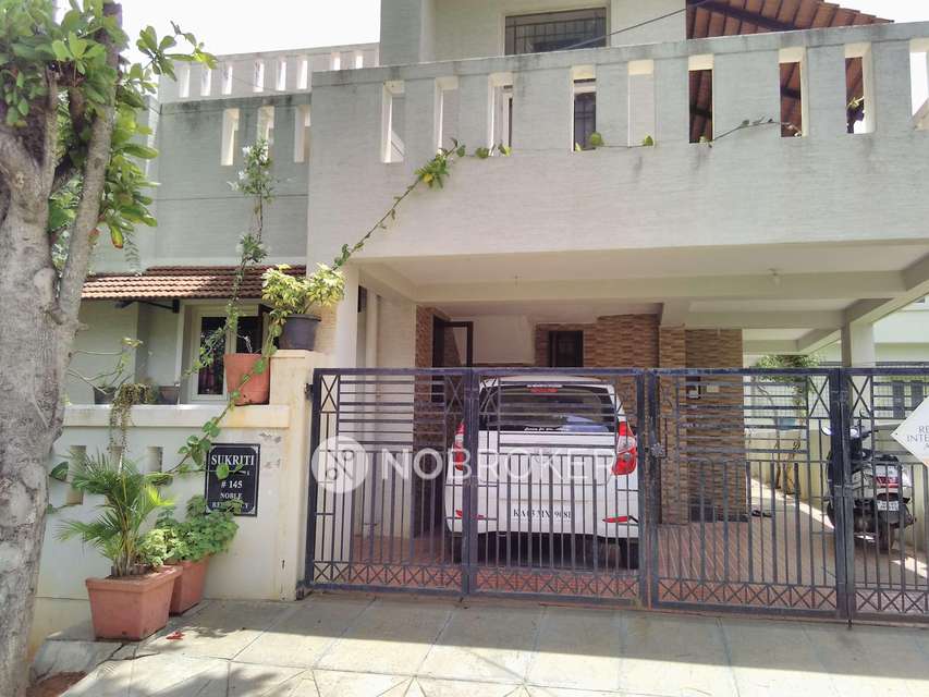 4+ BHK House For Sale  In Doddakammanahalli