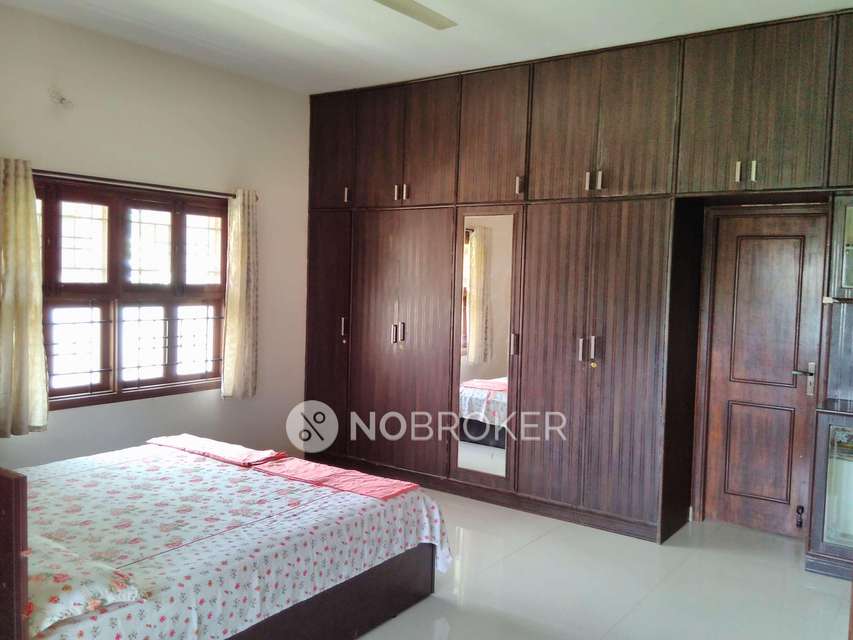 4+ BHK House For Sale  In Doddakammanahalli