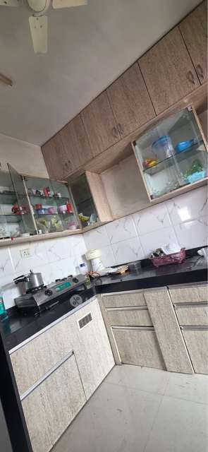 Single Room for Female In 2 BHK  In Dynamic Linea In Hadapsar