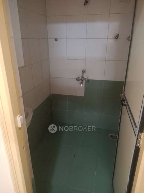 1 BHK Flat In Sai Nidhi Cooperative Housing Society For Sale  In Chembur East