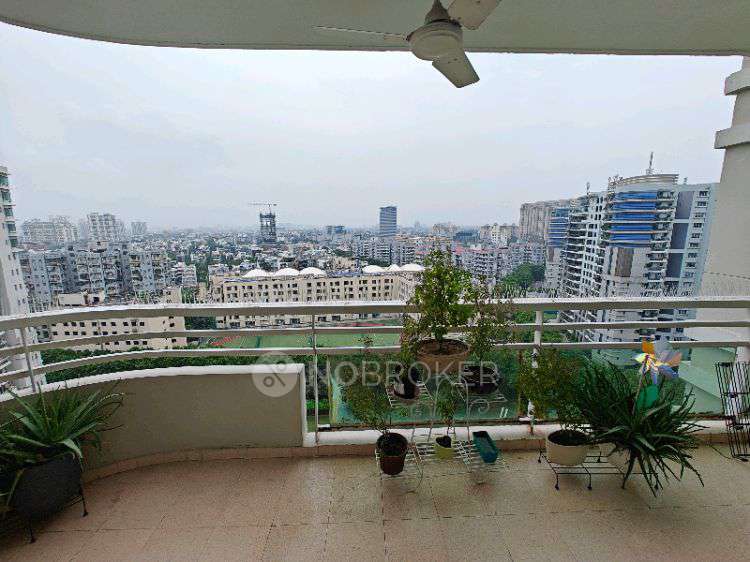 3 BHK Flat In Apartment for Rent  In Sector 43