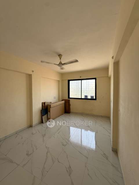 2 BHK Flat In Guruprasad Complex For Sale  In Rasta Peth