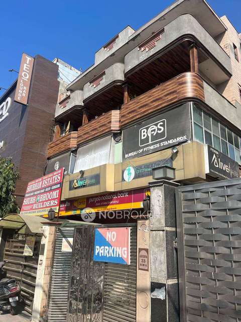 Office Space in Punjabi Bagh, Delhi for sale 