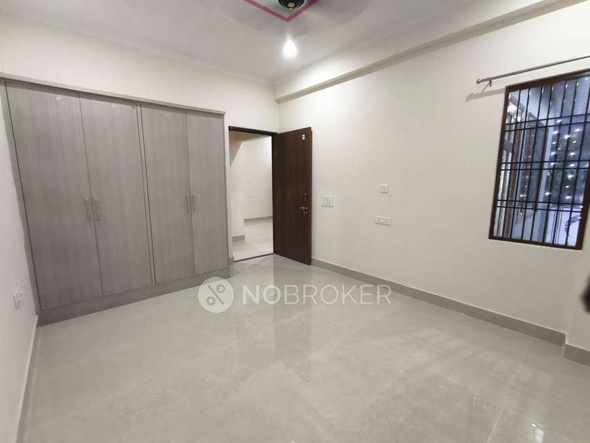 2 BHK Flat In Delhi  Police Cooperative Housing Society, Pi I & Ii for Rent  In Near Ahher Market 