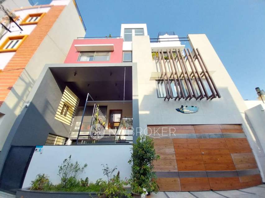 4+ BHK House For Sale  In Hegganahalli