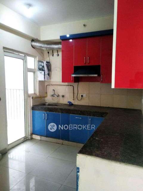 3 BHK Flat In Panchsheel Greens 2 For Sale  In Sector 16b 