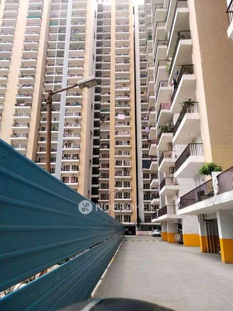 3 BHK Flat In Panchsheel Greens 2 For Sale  In Sector 16b 