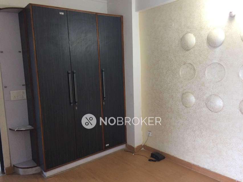 2 BHK Flat In Proview Technocity Apartments For Sale  In Chi V