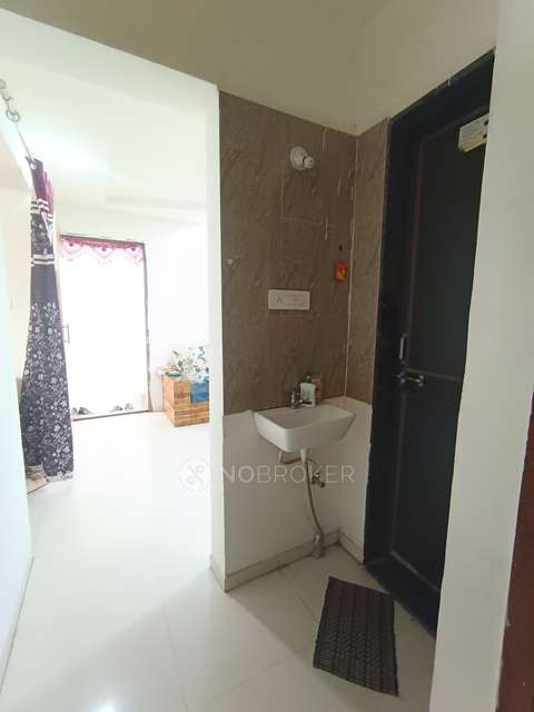 1 BHK Flat In Gurudatta Life Ville,  For Sale  In Charholi Budruk