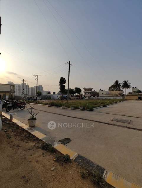 Plot For Sale  In Aishwarya Royal City  In Dlf Westend Heights