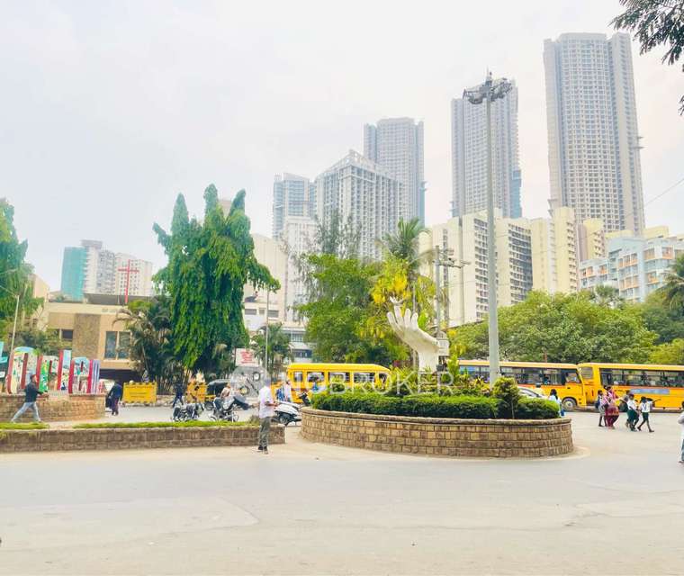 2 BHK Flat In Shreeji Plaza For Sale  In Malad West