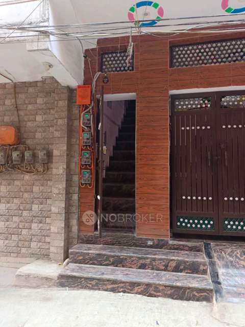 2 BHK Flat For Sale  In Mahavir Enclave