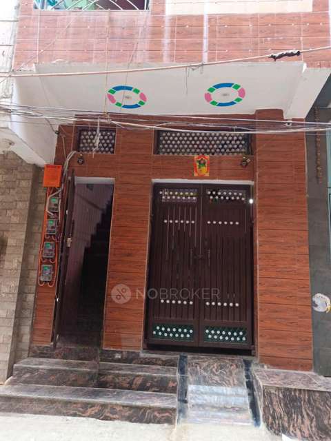 2 BHK Flat For Sale  In Mahavir Enclave