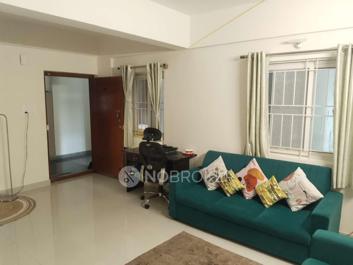 2 BHK Flat In Sv Sarovar For Sale  In Electronic City