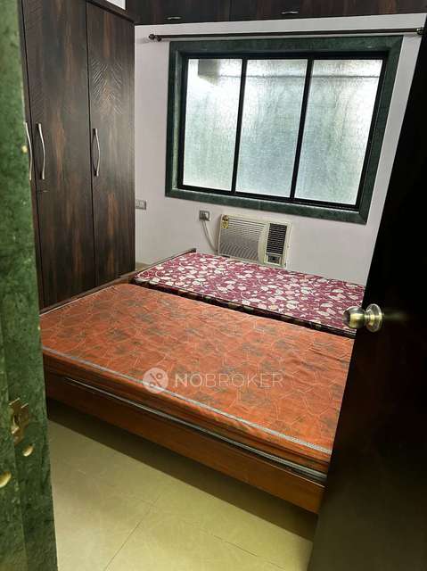 2 BHK Flat In Yashraj Park Chs For Sale  In Kasarvadavali