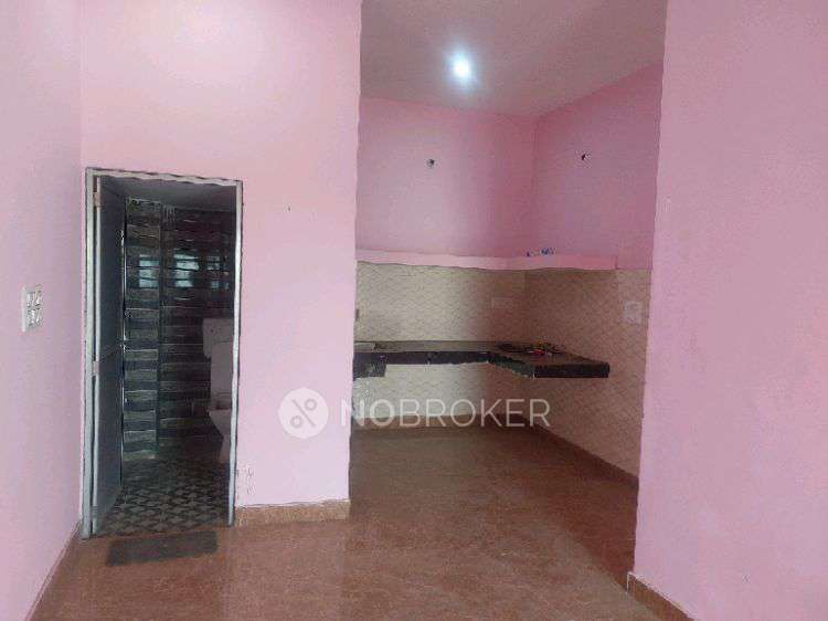 4 BHK Flat In Sb For Sale  In 1680, Housing Board Duplex, Sector 62, Faridabad, Haryana 121004, India