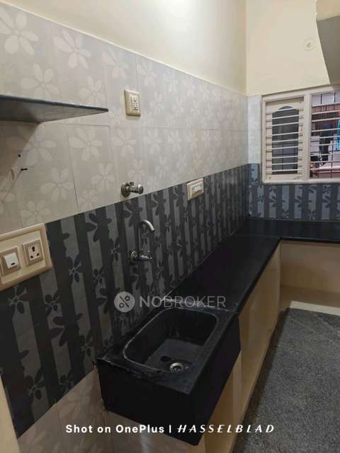 2 BHK Flat In Slv Ecity Phase 1 for Rent  In Green House Layout