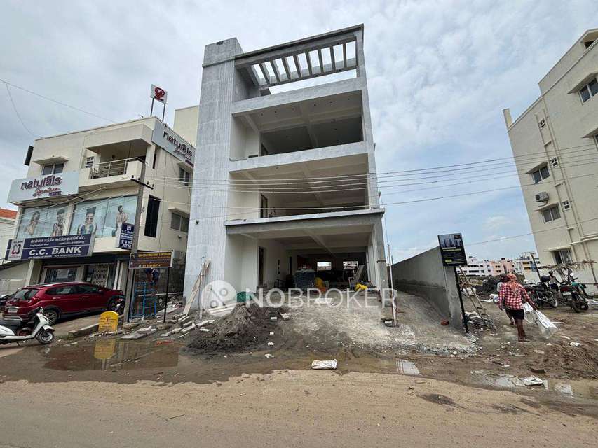 Showroom in Perumbakkam, Chennai for Rent 