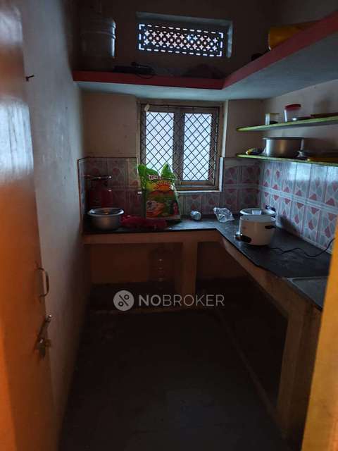 1 RK Flat In Mansion for Rent  In Metro Station Musarambagh