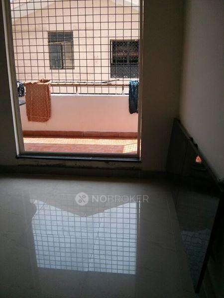 2 BHK Flat In Prabhavati Rishabh For Sale  In Roopena Agrahara