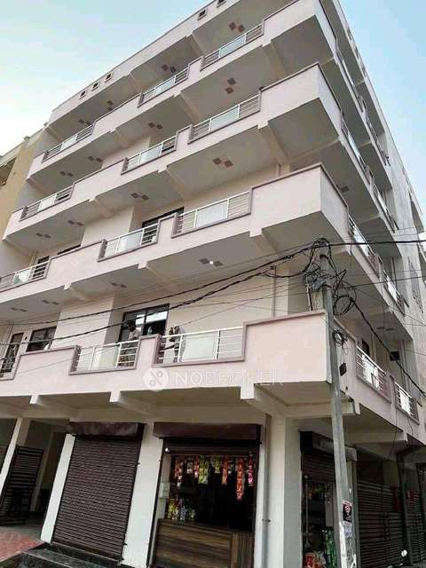 2 BHK Flat In Balaji Enclave For Sale  In Govindpuram