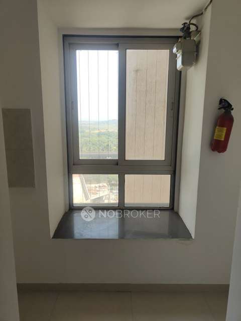 2 BHK Flat In Puraniks Rumah Bali For Sale  In Thane West