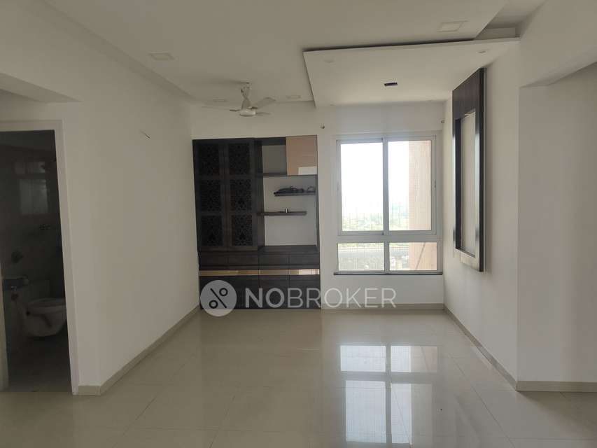 2 BHK Flat In Puraniks Rumah Bali For Sale  In Thane West