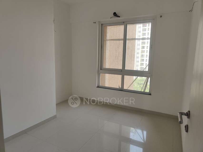 2 BHK Flat In Puraniks Rumah Bali For Sale  In Thane West