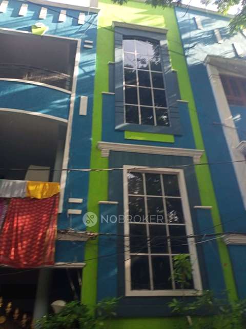 PG for Girls in Sr Nagar