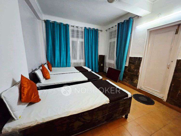 PG for Girls in Sector 21