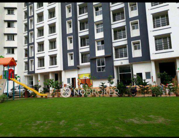 4+ BHK Flat In Lotus Buildings For Sale  In Powai