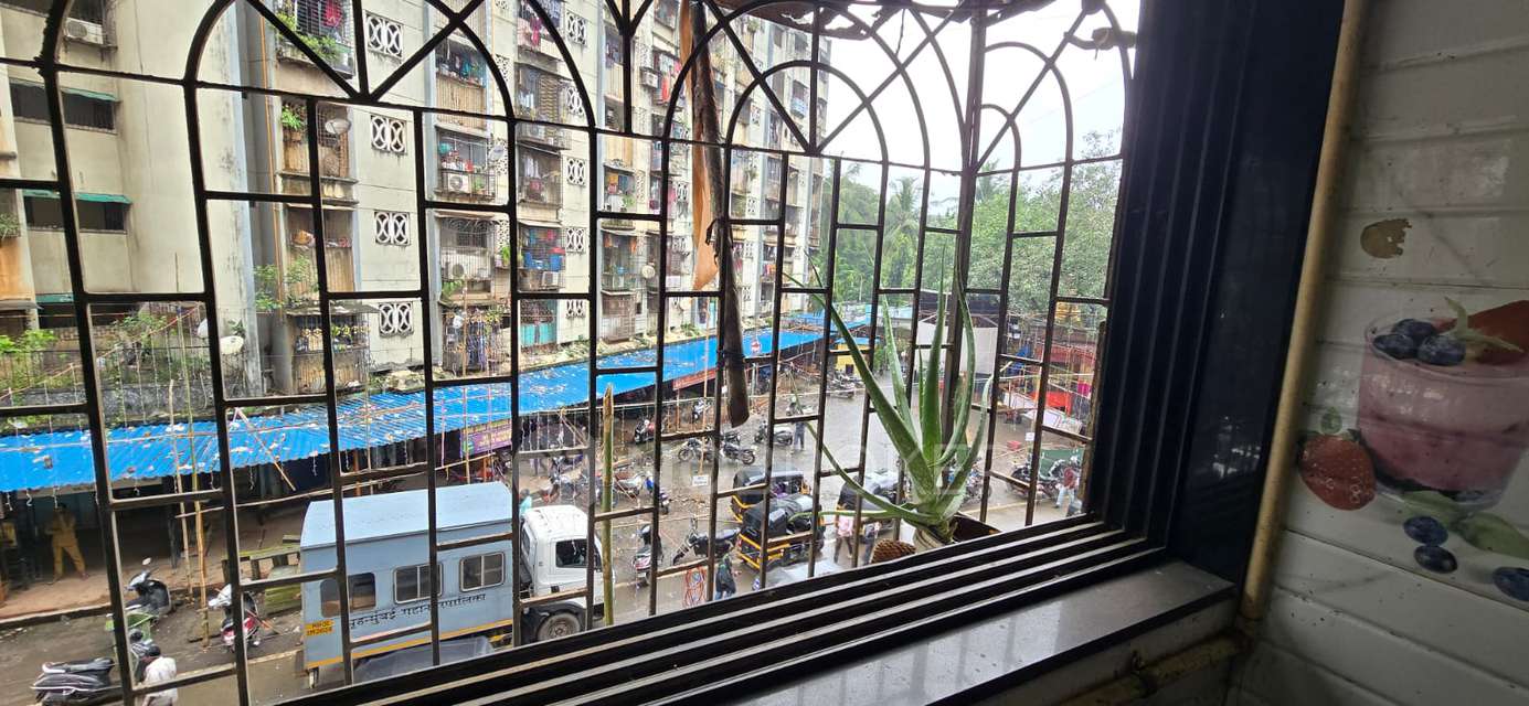 1 RK Flat In Maa Ashapura Chs, Bandra East, Mumbai For Sale  In Bandra East, Mumbai