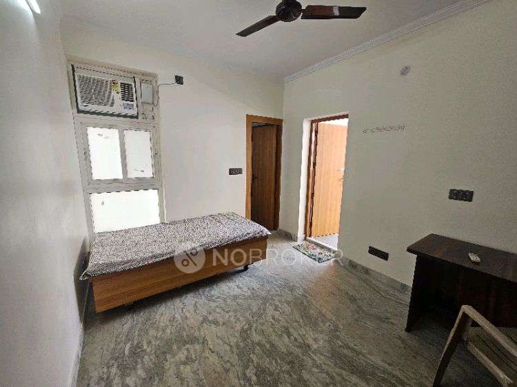 PG for Anyone in Eastend Apartments