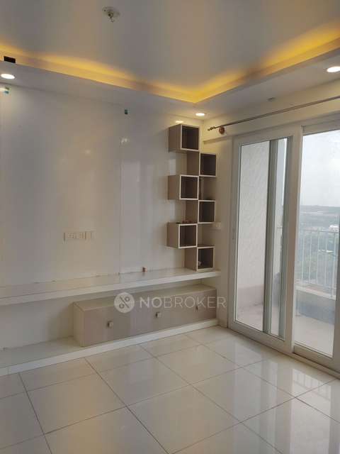3 BHK Flat In Godrej Aqua for Rent  In Godrej Aqua