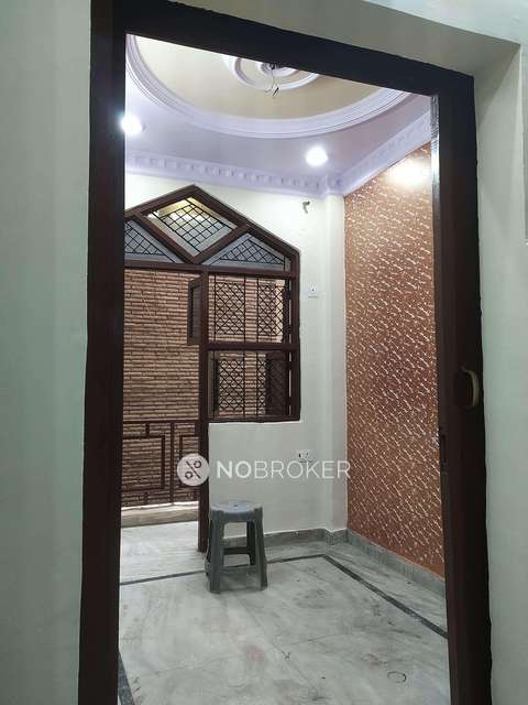 2 BHK Flat In Sb For Sale  In 351, Raja Park, Shakurpur, Delhi, 110034, India
