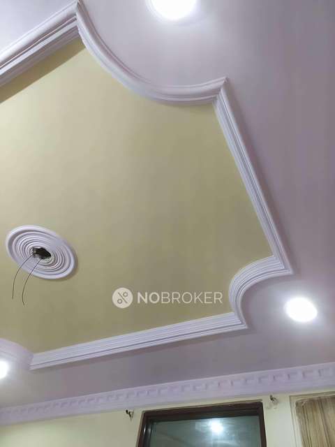 2 BHK Flat In Sb For Sale  In 351, Raja Park, Shakurpur, Delhi, 110034, India