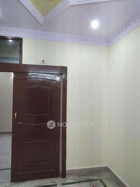 2 BHK Flat In Sb For Sale  In 351, Raja Park, Shakurpur, Delhi, 110034, India