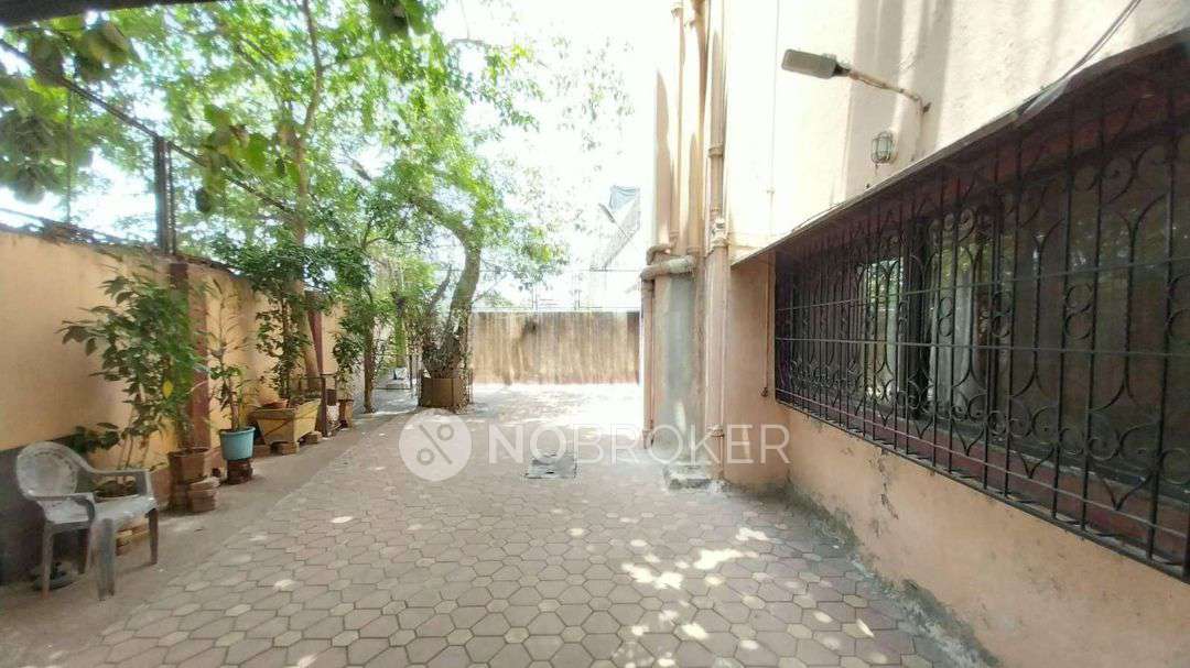 4+ BHK House For Sale  In Chembur