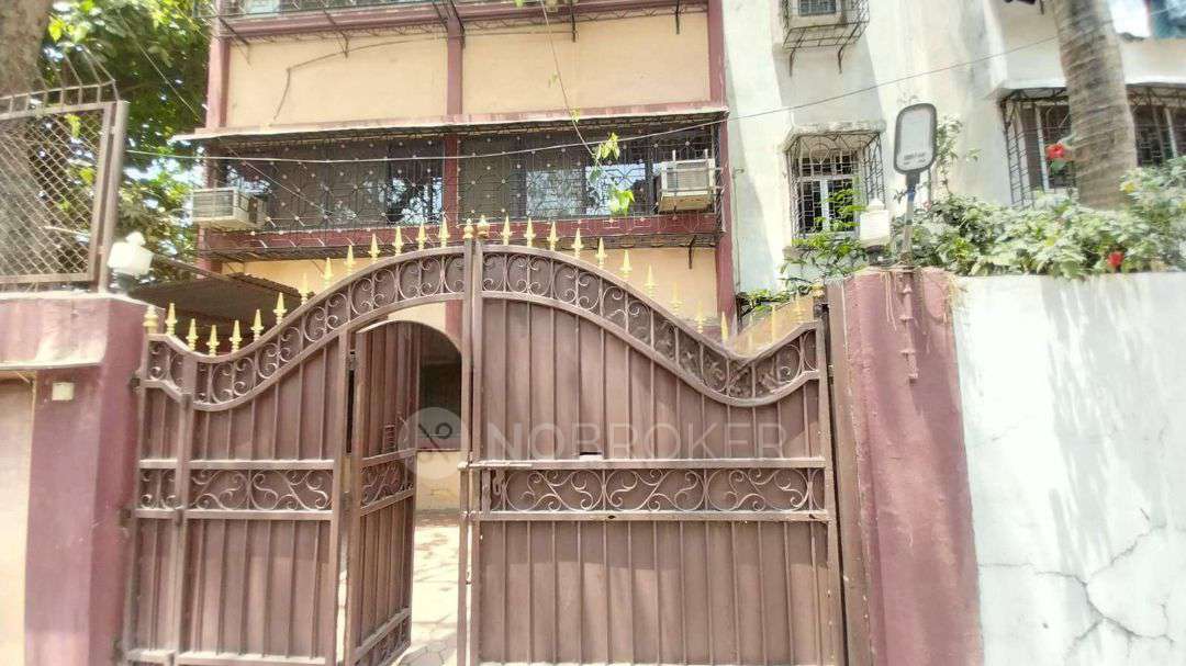 4+ BHK House For Sale  In Chembur