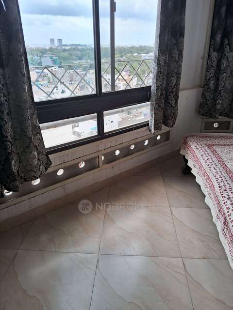 2 BHK Flat In Amrutha Valley for Rent  In Banjara Hills Road No-12
