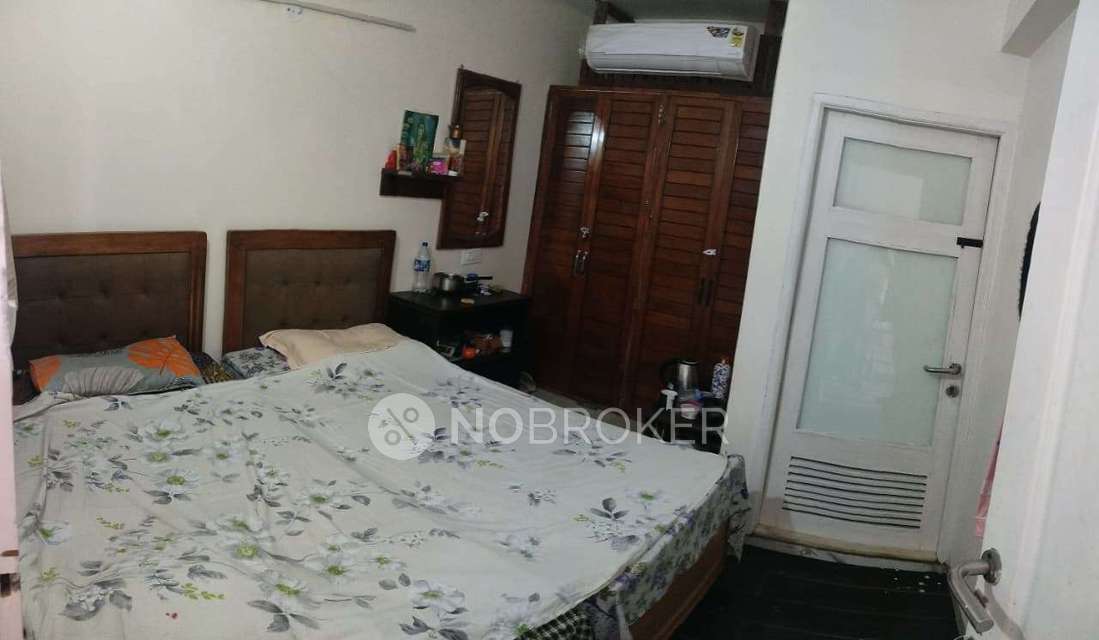 PG for Girls in Mayapuri