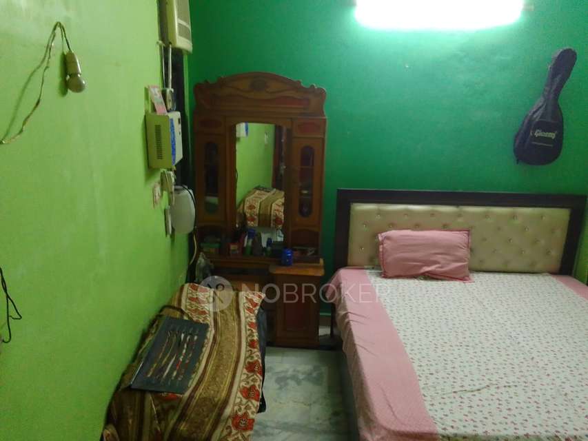 3 BHK Flat For Sale  In Laxmi Nagar